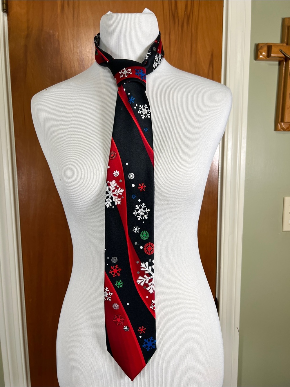 Hallmark Red and Black Snowflake Pattern Holiday Tie